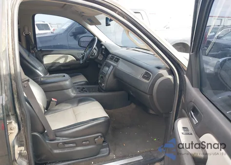 2008 Chevrolet Tahoe Lt z USA, uszkodzony, nr VIN 1GNFC13038R123700